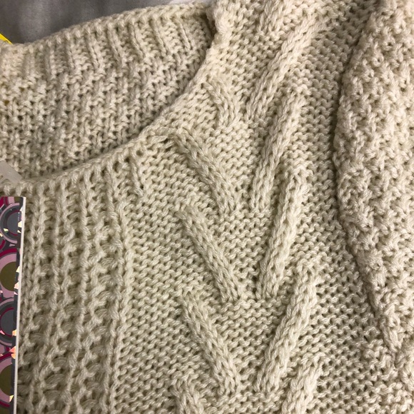 Off white cream Turkish wool Women’s sweater stretch crew neck Red Roza Brand - Picture 8 of 13